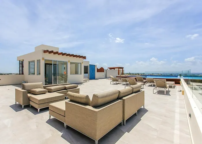 Stunning Marea With Stellar Oceanview Rooftop Pool! *