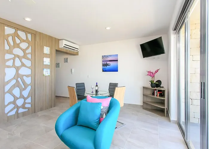 Stunning Marea With Stellar Oceanview Rooftop Pool! *
